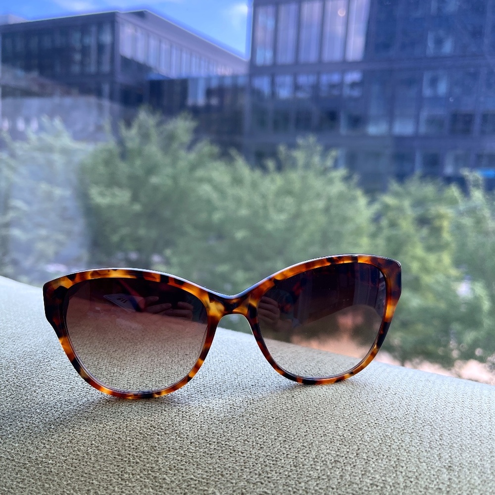 Ann Taylor Women's Cat Eye Sunglasses. Color: Tortoise/Brown